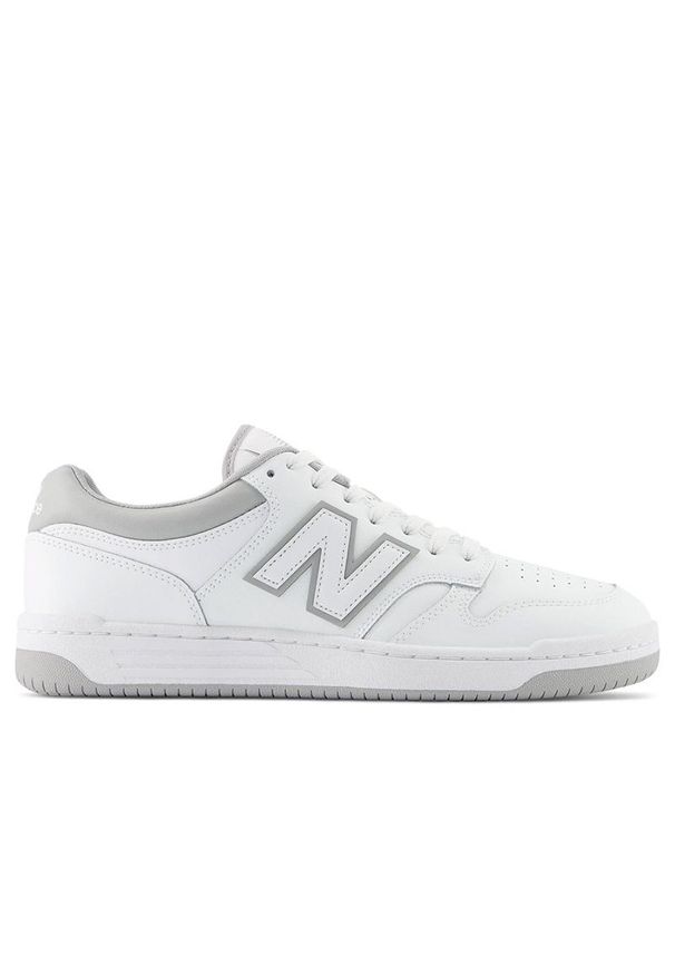 Buty New Balance BB480LGM - białe. Kolor: biały. Materiał: materiał, syntetyk, skóra. Szerokość cholewki: normalna. Sport: koszykówka