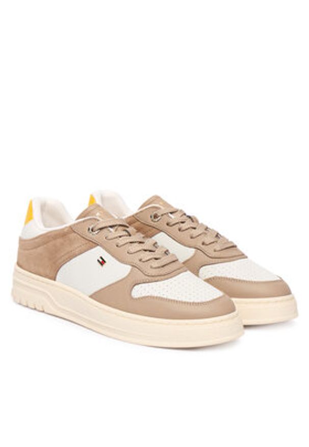 TOMMY HILFIGER - Tommy Hilfiger Sneakersy Th Sporty Cupsole Tumbled Ltr FW0FW09024 Beżowy. Kolor: beżowy. Materiał: skóra