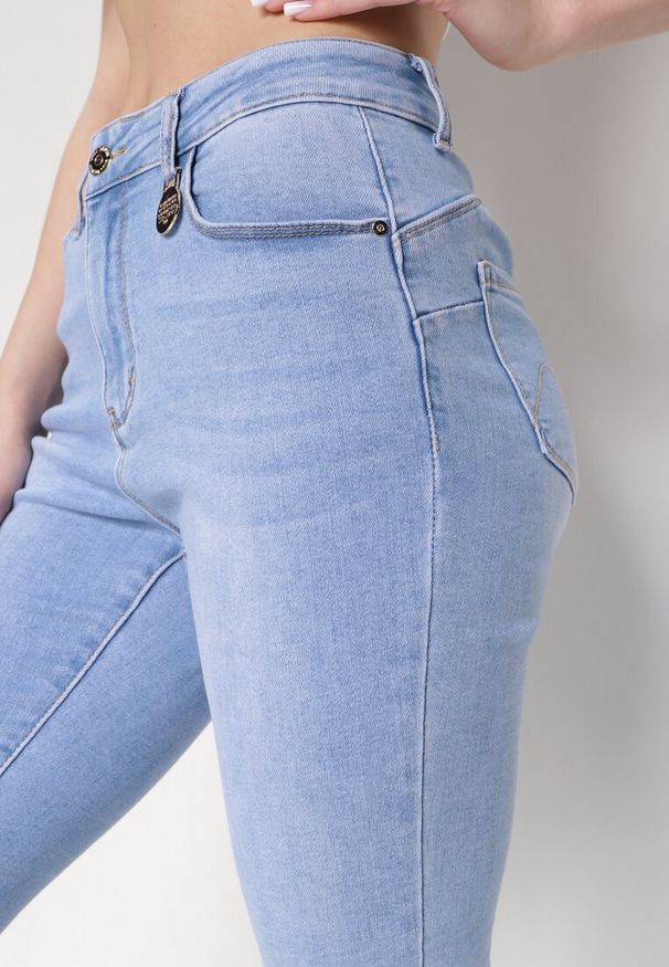 Born2be - Jasnoniebieskie Jeansy Skinny z Regularną Talią Fionel. Kolor: niebieski. Wzór: aplikacja. Styl: elegancki, klasyczny