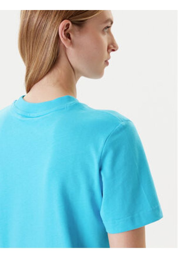 Calvin Klein Jeans T-Shirt Hero Classic LV047B865G Niebieski Regular Fit. Kolor: niebieski. Materiał: bawełna