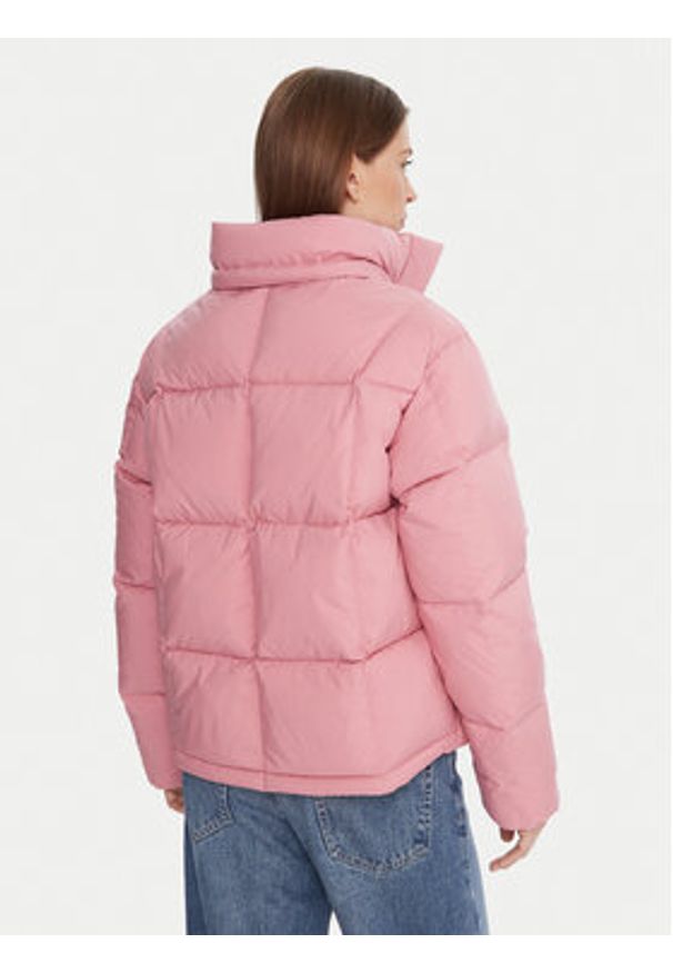 Tommy Jeans Kurtka puchowa Alaska DW0DW21623 Różowy Relaxed Fit. Kolor: różowy. Materiał: syntetyk