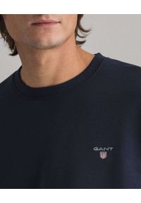 GANT - Granatowa bluza z haftowanym logo. Kolor: niebieski. Materiał: materiał. Długość rękawa: długi rękaw. Długość: długie. Wzór: haft