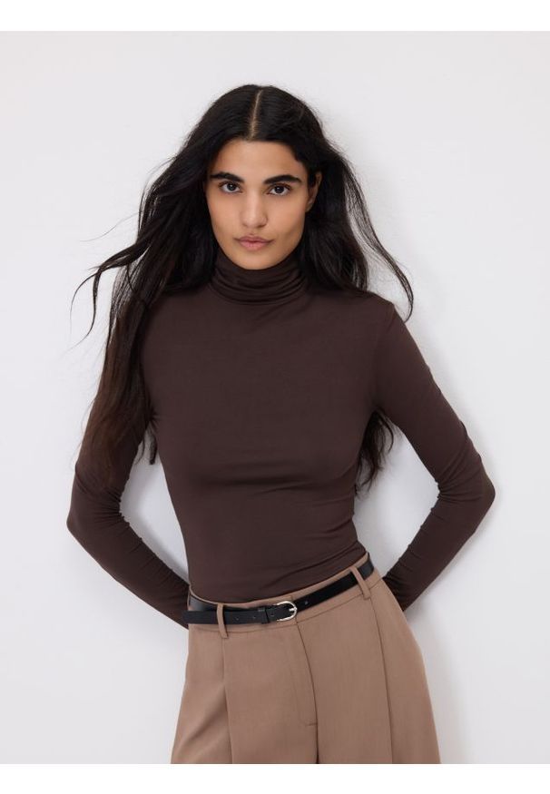 Reserved - Body z włókien bambusowych - ciemnobrązowy. Kolor: brązowy. Materiał: włókno