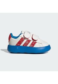 Adidas - Pantofelki dla dzieci adidas x Marvel Spider-Man Grand. Kolor: czerwony, niebieski, wielokolorowy, biały. Wzór: motyw z bajki. Sport: turystyka piesza