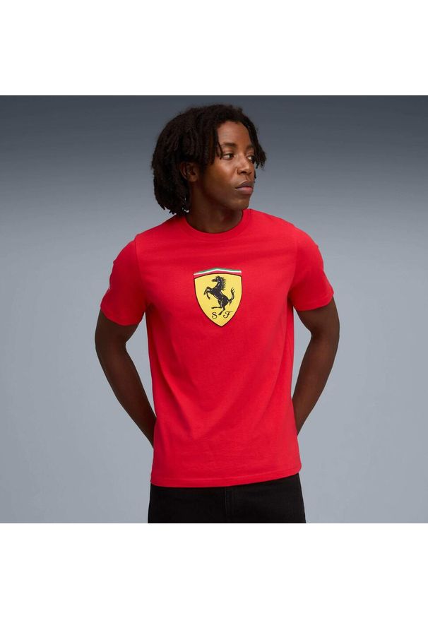 Koszulka Puma Ferrari Colored Shield. Kolor: czerwony