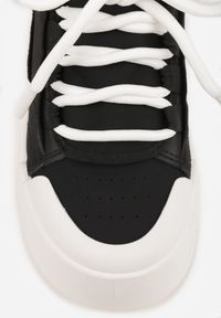 Born2be - Czarne Sneakersy w Stylu Trampek na Grubej Podeszwie Danimira. Okazja: na co dzień. Kolor: czarny. Obcas: na platformie #2