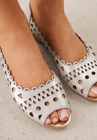 Born2be - Złote Ażurowe Balerinki ze Skóry Naturalnej z Odkrytym Noskiem Helyss. Okazja: do pracy, na co dzień, na spotkanie biznesowe. Kolor: złoty. Materiał: skóra. Szerokość cholewki: normalna. Wzór: ażurowy. Styl: klasyczny, biznesowy, elegancki, casual, boho #7