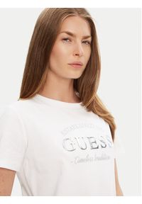 Guess T-Shirt V5YI12 J1314 Biały Regular Fit. Kolor: biały. Materiał: bawełna