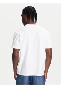 GAP - Gap T-Shirt 782369-01 Biały Regular Fit. Kolor: biały. Materiał: bawełna