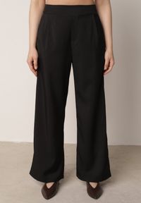 Born2be - Czarny Komplet Garniturowy z Bawełną Kamizelka i Szerokie Spodnie Sererissa. Kolor: czarny. Materiał: bawełna #8