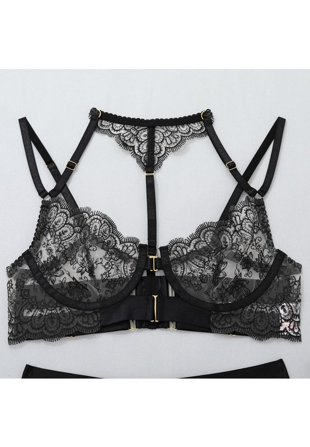 Intica - Zestaw bielizny koronkowej z regulowanymi ramiączkami Karrie. Kolor: czerwony. Materiał: koronka. Wzór: koronka