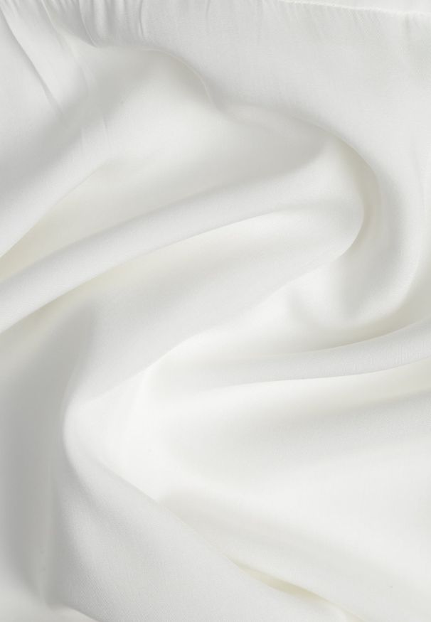 Renee - Biała Rozkloszowana Spódnica Maxi z Wiskozy z Materiałowymi Paskami Wintelis. Okazja: na spotkanie biznesowe, na co dzień, na imprezę. Kolor: biały. Materiał: wiskoza, materiał. Wzór: kolorowy, paski. Sezon: lato. Styl: elegancki, biznesowy, wakacyjny, casual