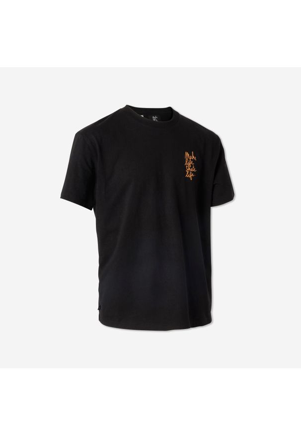 Decathlon - T-shirt z krótkimi rękawami na deskorolkę TS500 czarny we współpracy z MLSL. Kolor: czarny, pomarańczowy, wielokolorowy. Materiał: tkanina, prążkowany, materiał, bawełna, elastan. Długość rękawa: krótki rękaw. Długość: krótkie. Sport: skateboard