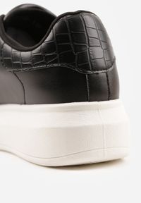 Born2be - Czarno-Białe Sneakersy na Grubej Podeszwie Hypnotic. Okazja: na co dzień, na spacer. Zapięcie: sznurówki. Kolor: czarny. Materiał: jeans, dresówka. Sezon: lato. Sport: turystyka piesza #5