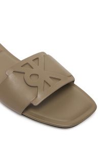 Calvin Klein Klapki Square Flat Sandal Emblem HW0HW03128 Beżowy. Kolor: beżowy. Materiał: skóra #2