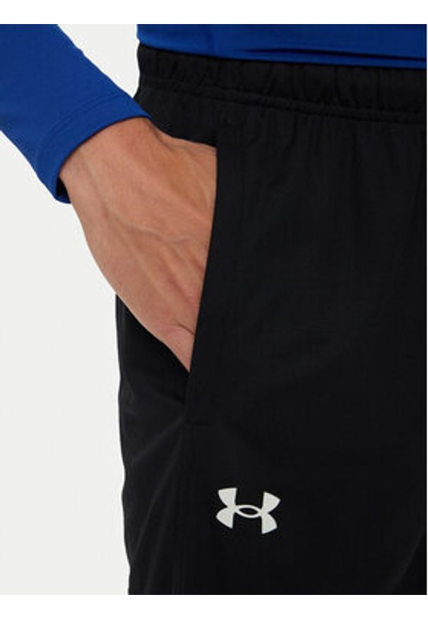 Under Armour Szorty sportowe Ua Zone 7 1383389 Czarny Loose Fit. Kolor: czarny. Materiał: syntetyk