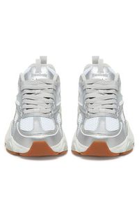 Reebok Sneakersy CHARGE AR30246WSSW Srebrny. Kolor: srebrny. Materiał: skóra