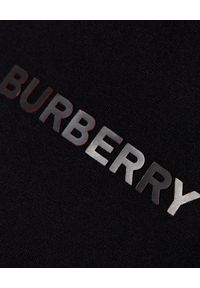 Burberry - BURBERRY - Czarny t-shirt z logo. Kolor: czarny. Materiał: bawełna. Wzór: nadruk #4