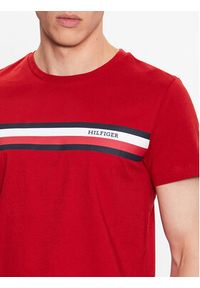 TOMMY HILFIGER - Tommy Hilfiger T-Shirt Monotype Chest Stripe MW0MW32119 Czerwony Slim Fit. Kolor: czerwony. Materiał: bawełna