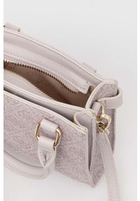 Guess torebka Girl kolor beżowy. Kolor: beżowy. Rodzaj torebki: na ramię #3