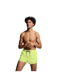Męskie kąpielówki Puma, krótkie, Fast Yellow. Kolor: żółty. Materiał: poliester. Długość: krótkie. Styl: sportowy