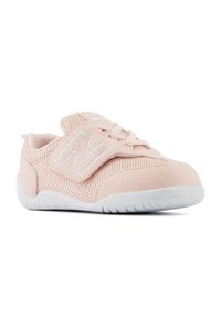 Buty niemowlęce New Balance NW1STPK – różowe. Zapięcie: rzepy. Kolor: różowy. Materiał: guma. Szerokość cholewki: normalna. Wzór: kolorowy #3