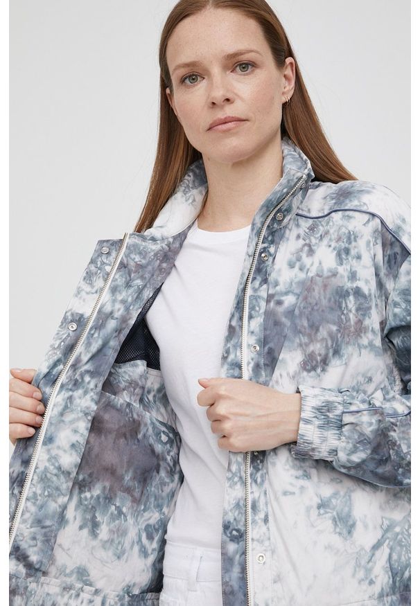 Woolrich kurtka damska kolor biały przejściowa oversize. Kolor: biały