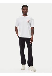 Guess T-Shirt M5BI16 I3Z14 Biały Relaxed Fit. Kolor: biały. Materiał: bawełna #4