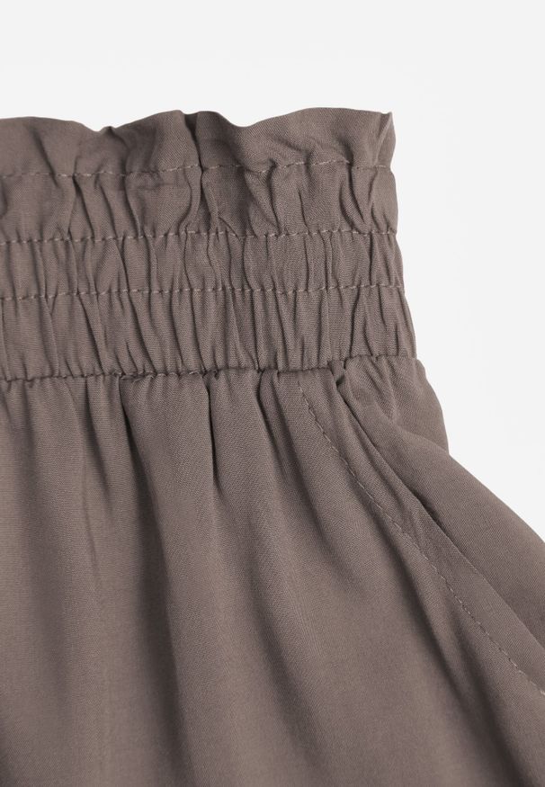 Renee - Brązowe Spodnie Karrill. Kolor: beżowy, brązowy. Materiał: wiskoza. Długość: długie. Sezon: lato. Styl: elegancki