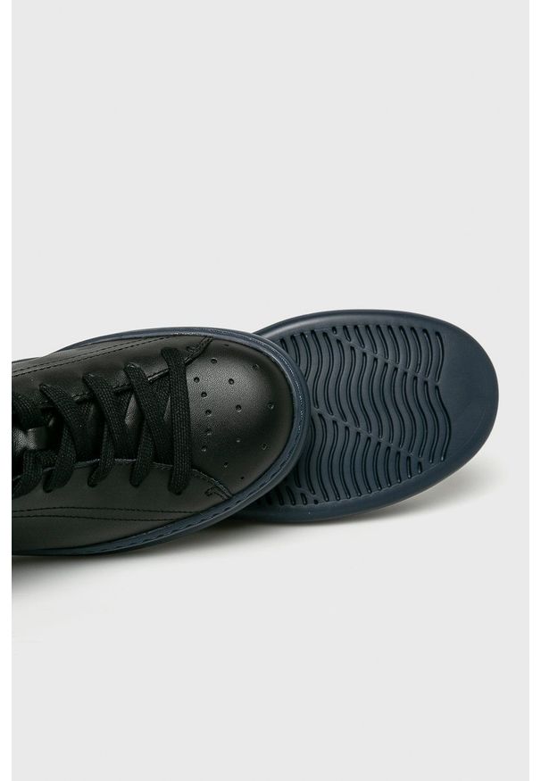 Camper - Buty. Zapięcie: sznurówki. Kolor: czarny