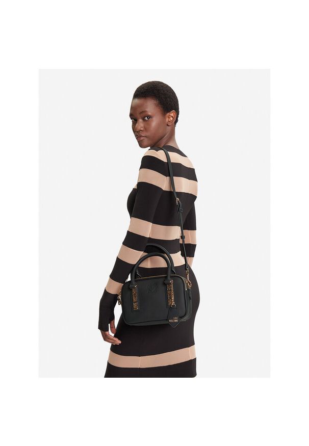 Love Moschino - Torebka LOVE MOSCHINO. Kolor: czarny