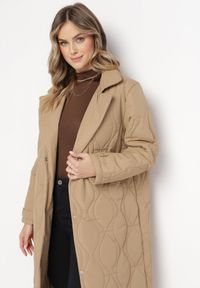 Born2be - Beżowy Długi Płaszcz Kurtka z Kołnierzem i Pikowaniem Semere. Kolor: beżowy. Długość: długie #4