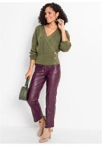 bonprix - Sweter oversize z dekoltem kopertowym. Typ kołnierza: dekolt kopertowy. Kolor: zielony #2