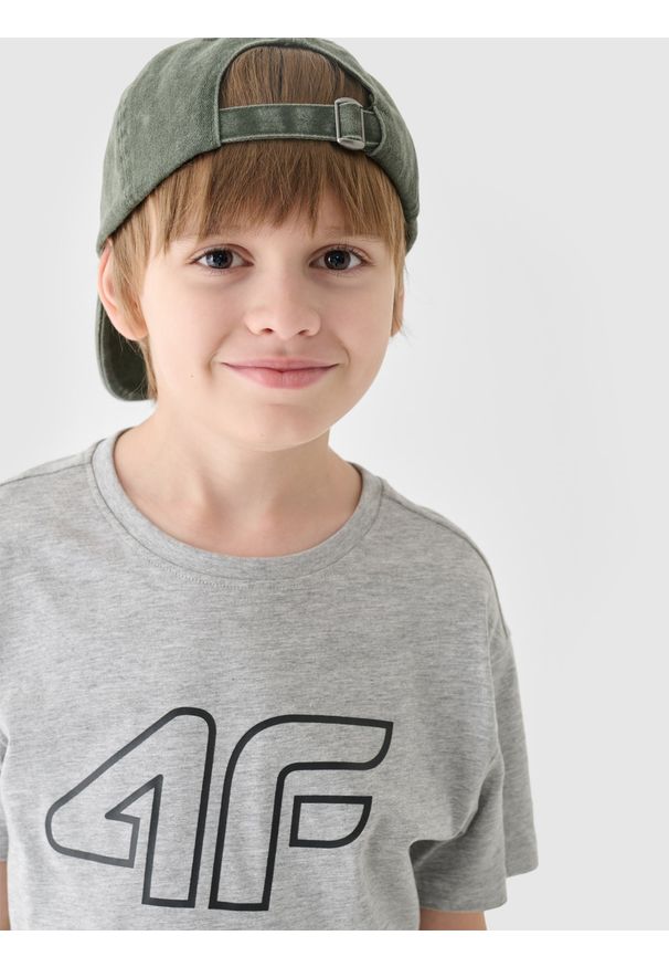 4f - 4F T-shirt z nadrukiem chłopięcy - szary 128 (7-8 lat). Okazja: na co dzień. Kolor: szary. Materiał: dzianina, bawełna, wiskoza, jersey, materiał. Wzór: nadruk. Sezon: lato. Styl: klasyczny, sportowy, casual