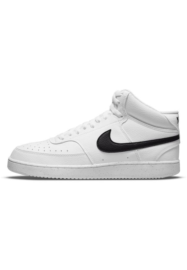 Buty do chodzenia męskie Nike Court Vision Mid NN. Zapięcie: sznurówki. Kolor: biały, czarny, wielokolorowy, pomarańczowy, brązowy. Materiał: skóra, syntetyk, tkanina, materiał. Szerokość cholewki: normalna. Model: Nike Court. Sport: turystyka piesza
