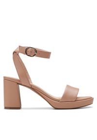 Clarks Sandały AmbyrLyn Bay 26177009 Beżowy. Kolor: beżowy. Materiał: skóra