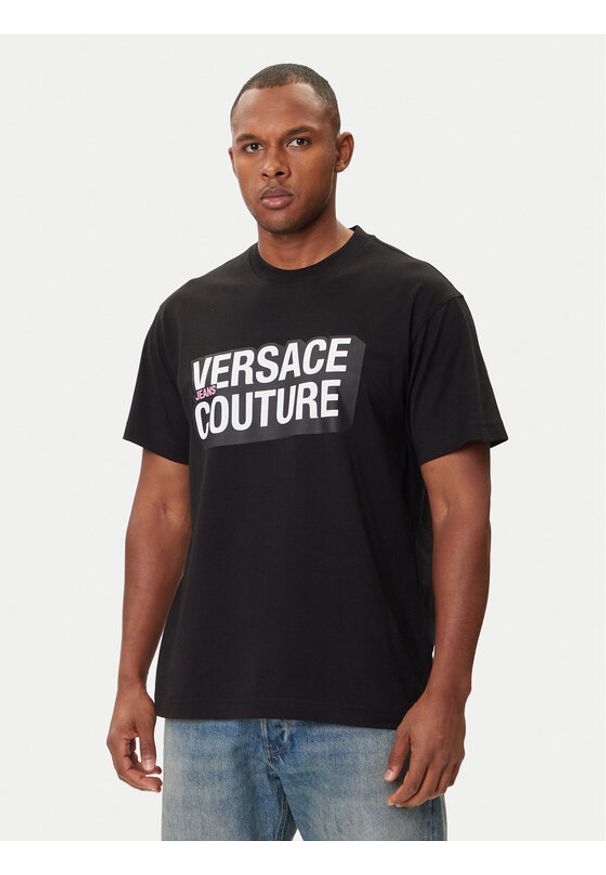 Versace Jeans Couture T-Shirt 79GAHP02 CJ01P Czarny Regular Fit. Kolor: czarny. Materiał: bawełna