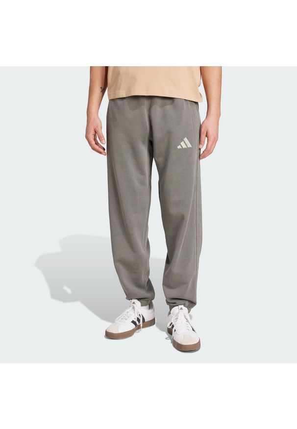 Adidas - Spodnie ALL SZN French Terry Washed Loose. Kolor: czarny. Materiał: tkanina. Sport: fitness