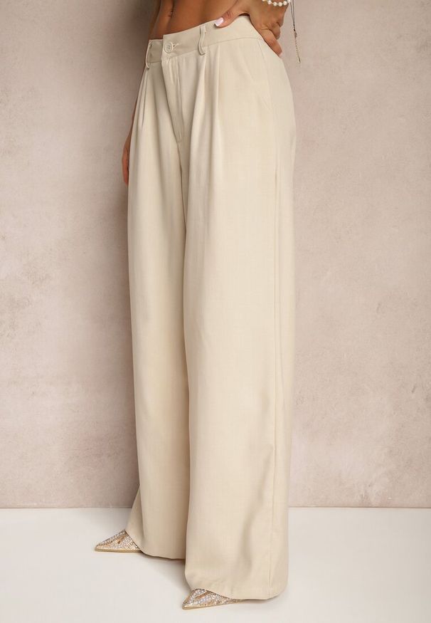 Renee - Beżowe Spodnie High Waist Garniturowe z Szerokim Nogawkami Silzemia. Okazja: na co dzień, na spotkanie biznesowe, do pracy. Stan: podwyższony. Kolor: beżowy. Styl: biznesowy, klasyczny, elegancki, casual