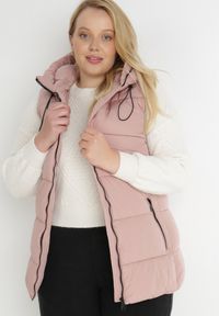 Born2be - Różowa Kamizelka Pikowana Panista. Kolekcja: plus size. Kolor: różowy. Styl: elegancki