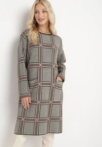 Born2be - Jasnozielona Pudełkowa Sukienka Dzianinowa w Szeroką Kratę Plomiba. Kolekcja: plus size. Kolor: zielony. Materiał: dzianina. Wzór: aplikacja. Typ sukienki: dla puszystych