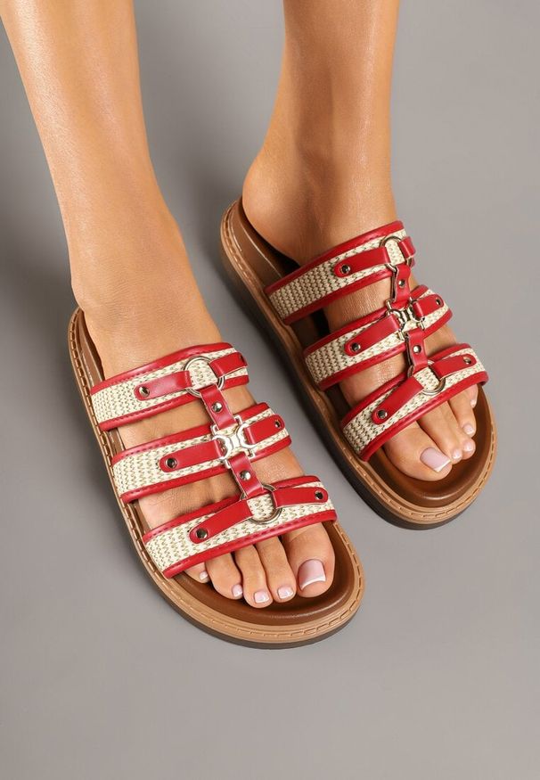 Renee - Czerwone Plecione Klapki w Stylu Gladiatorek Morillia. Okazja: na plażę, na co dzień. Kolor: czerwony. Materiał: jeans. Wzór: paski, haft. Sezon: lato. Styl: elegancki, boho, casual