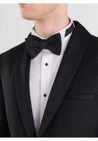 Pako Lorente - PAKO LORENTE – Wełniana czarna marynarka smokingowa w mikrowzór. Okazja: na wesele, na studniówkę, na sylwestra, na ślub cywilny. Kolor: czarny. Materiał: wełna #3