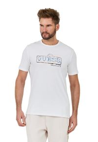 Guess - GUESS Biały t-shirt Box Logo. Kolor: biały #3
