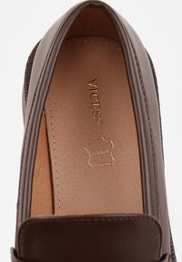 Born2be - Brązowe Klasyczne Mokasyny VICES z Elegancką Aplikacją i Skórzaną Wkładką Anatope. Okazja: na co dzień, na spotkanie biznesowe, do pracy. Kolor: brązowy. Materiał: skóra. Wzór: aplikacja. Styl: elegancki, klasyczny #3