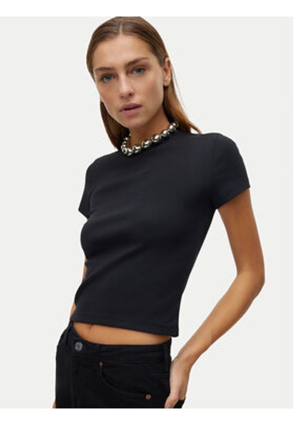 Vero Moda T-Shirt Chloe 10306894 Czarny Tight Fit. Kolor: czarny. Materiał: bawełna