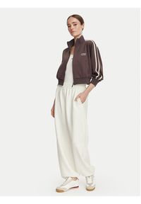 Guess Bluza V6YQ07 K4287 Brązowy Regular Fit. Kolor: brązowy. Materiał: syntetyk #5