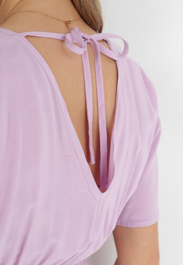 Born2be - Fioletowa Rozkloszowana Sukienka Maxi z Gumką i Sznurkiem w Talii z Wiskozy Baneta. Okazja: na co dzień. Kolor: fioletowy. Materiał: wiskoza. Typ sukienki: proste. Styl: casual. Długość: maxi