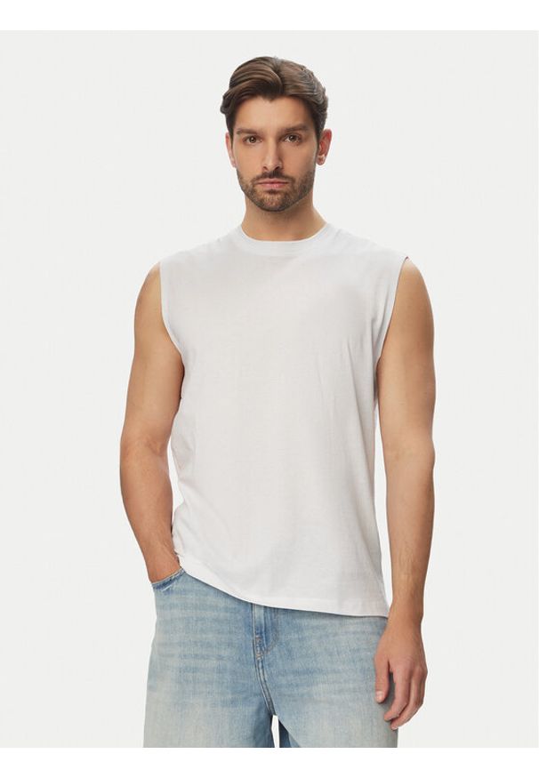 Jack & Jones Tank top Simon 12297709 Biały Relaxed Fit. Kolor: biały. Materiał: bawełna