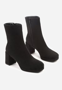 Born2be - Czarne Botki Vices z Imitacji Zamszu na Obcasie i Platformie z Kwadratowym Noskiem Faliresa. Okazja: na co dzień. Kolor: czarny. Materiał: zamsz. Obcas: na obcasie. Styl: casual, elegancki. Wysokość obcasa: średni #7